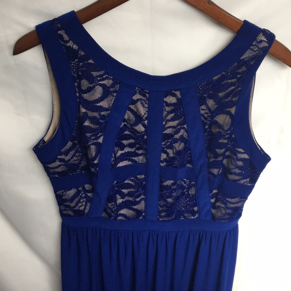 Blue dress